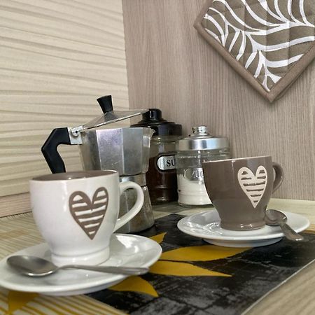 オリスターノS'Imbusthouseアパートメント エクステリア 写真