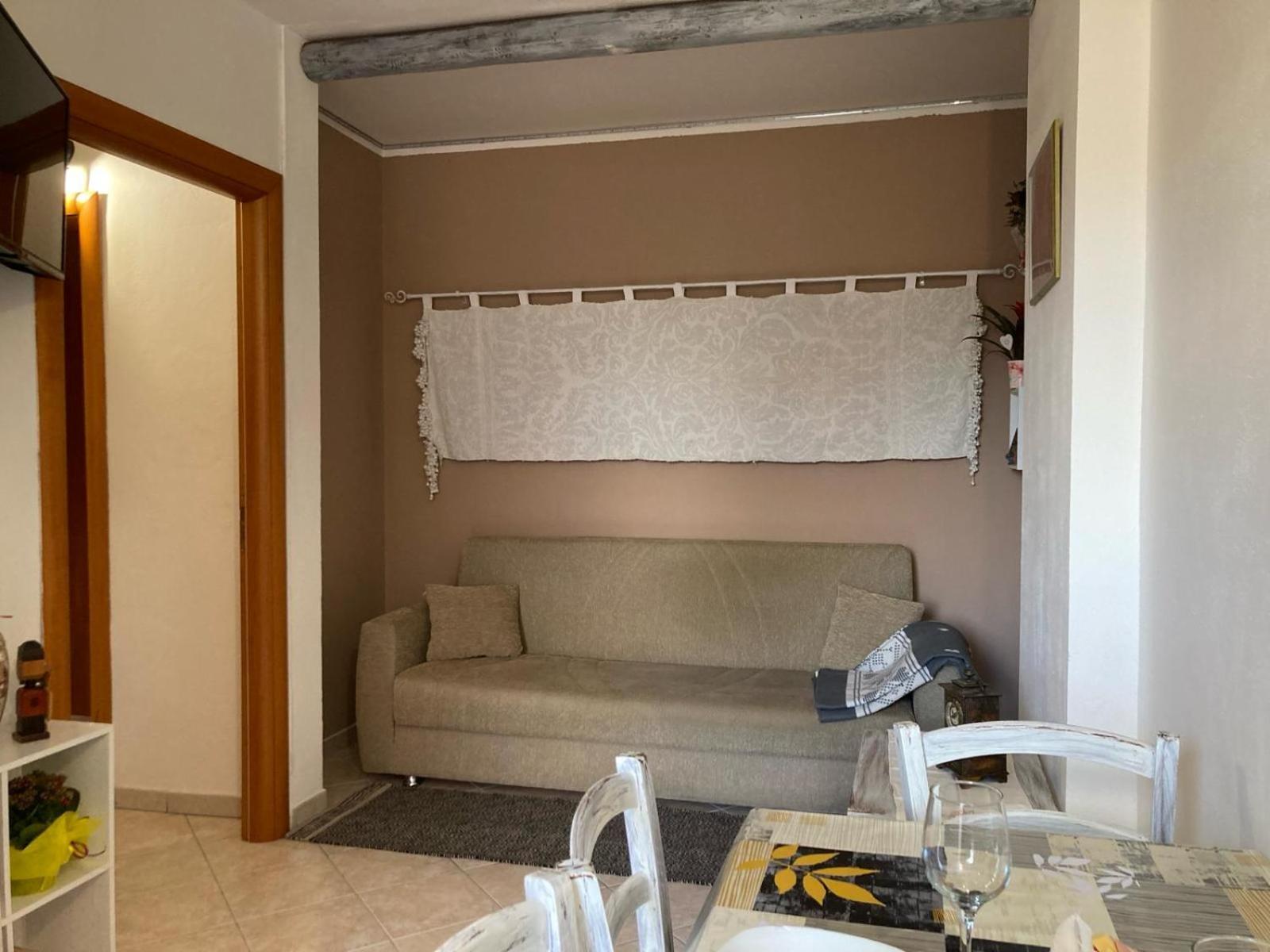 オリスターノS'Imbusthouseアパートメント エクステリア 写真
